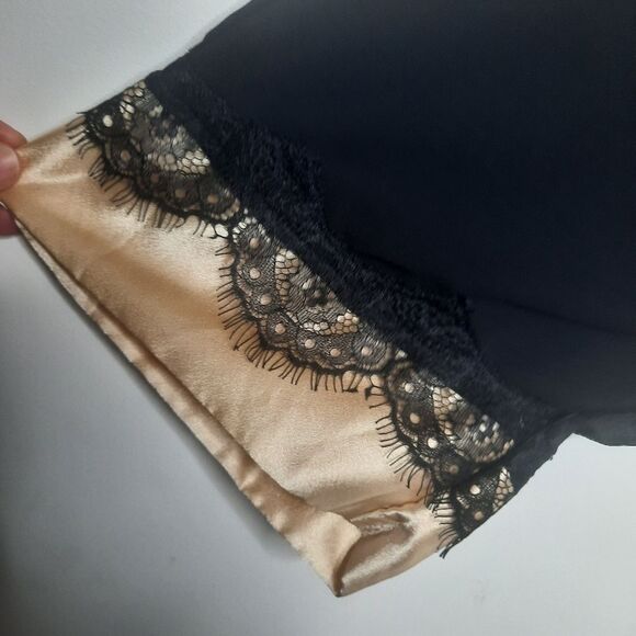 Seductive Wear by Cinema Etoile Black Gold Robe Size Small - Picture 5 of 6